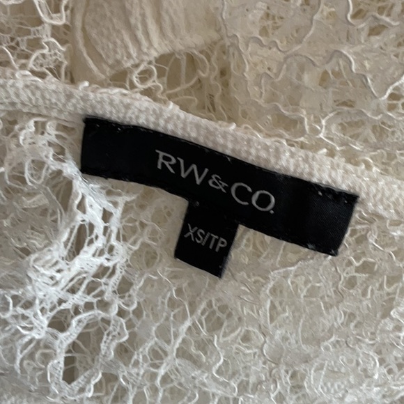 Open Lace Women's Top - Picture 8 of 9